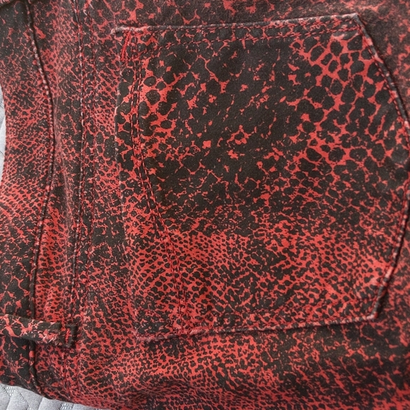 Express red snakeskin print skinny jeans - Picture 3 of 4